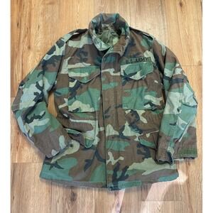 Vintage US Army M-65 Field Jacket Woodland Camo Mens Small Short Scovill Zipper